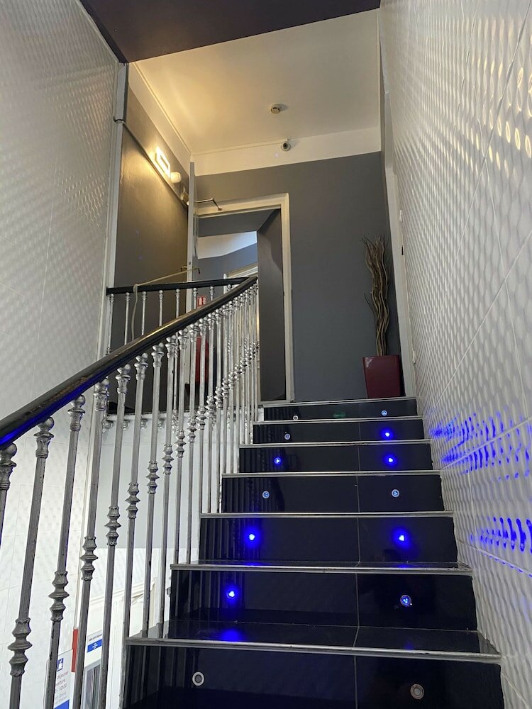 Фото Kyriad Direct Beziers Centre