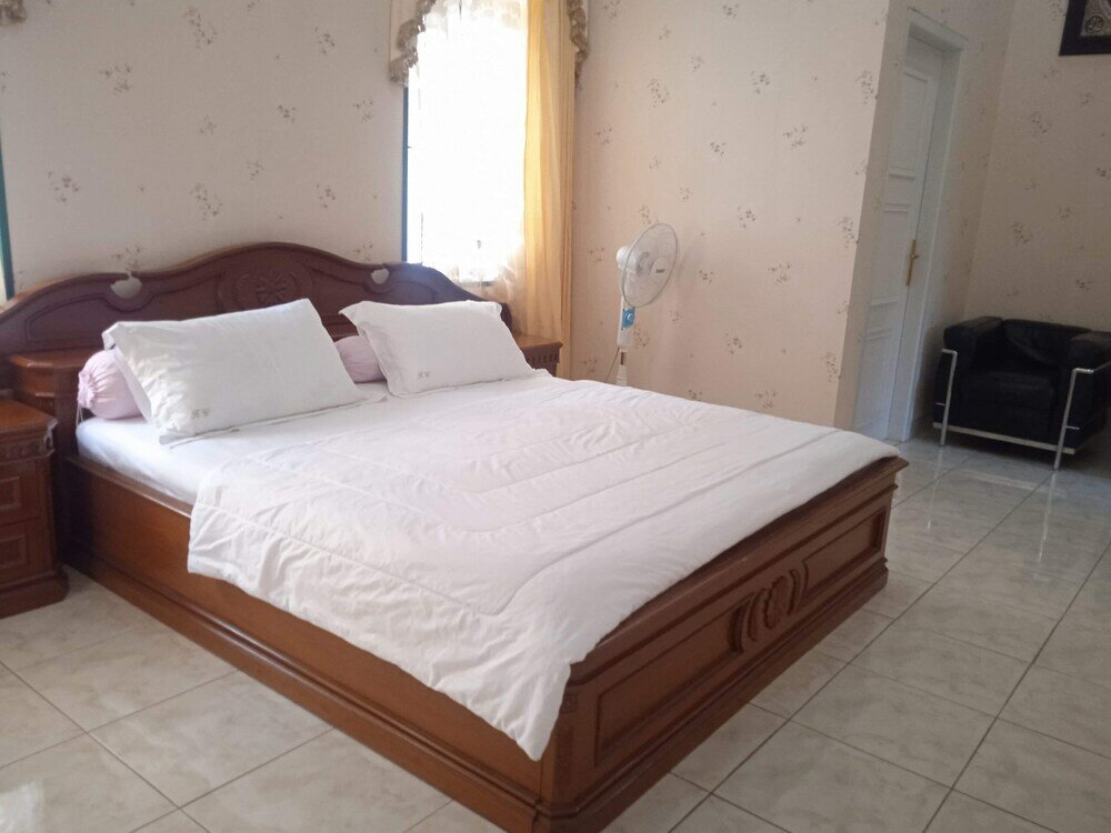 Фото Villa Kota Bunga Allamanda