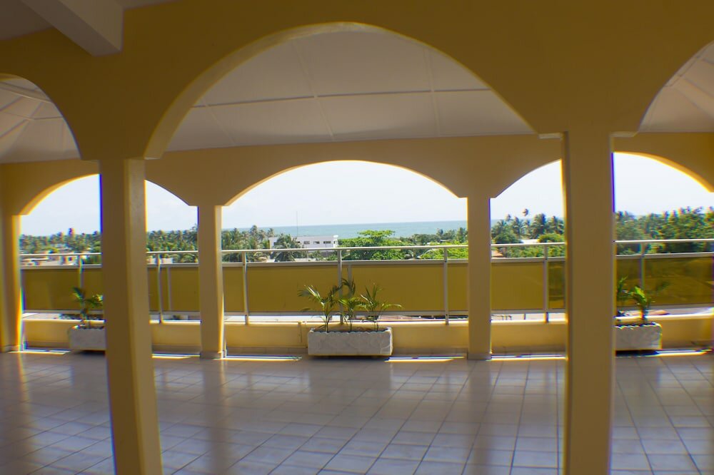 Фото Jeane's Appart Hotel