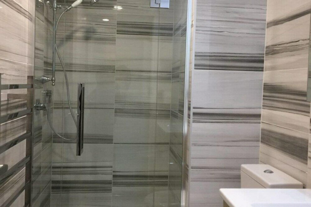 Фото The Ivory at Epsom