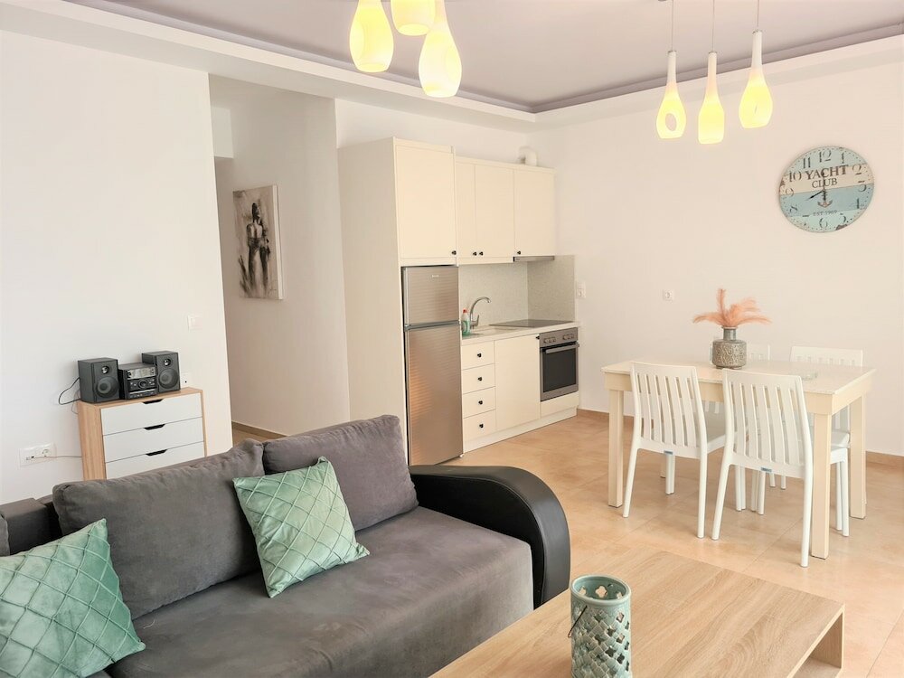 Фото Bella Mare Luxury Apartments