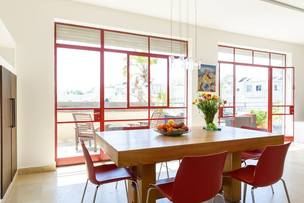 Фото Апартаменты Elegant 2br with Veranda by FeelHome