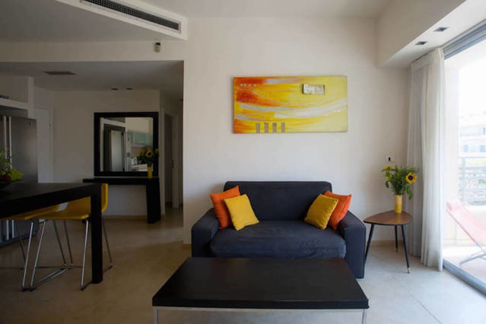 Фото Balcony & Comfort by FeelHome