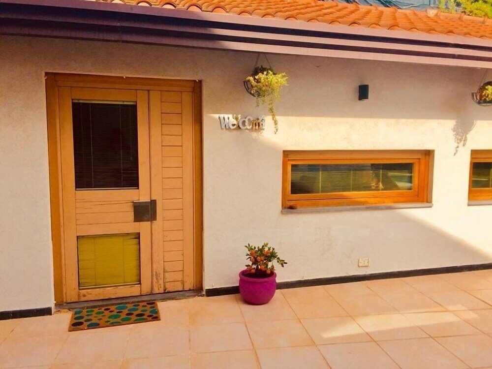 Фото Guest House Ara Town