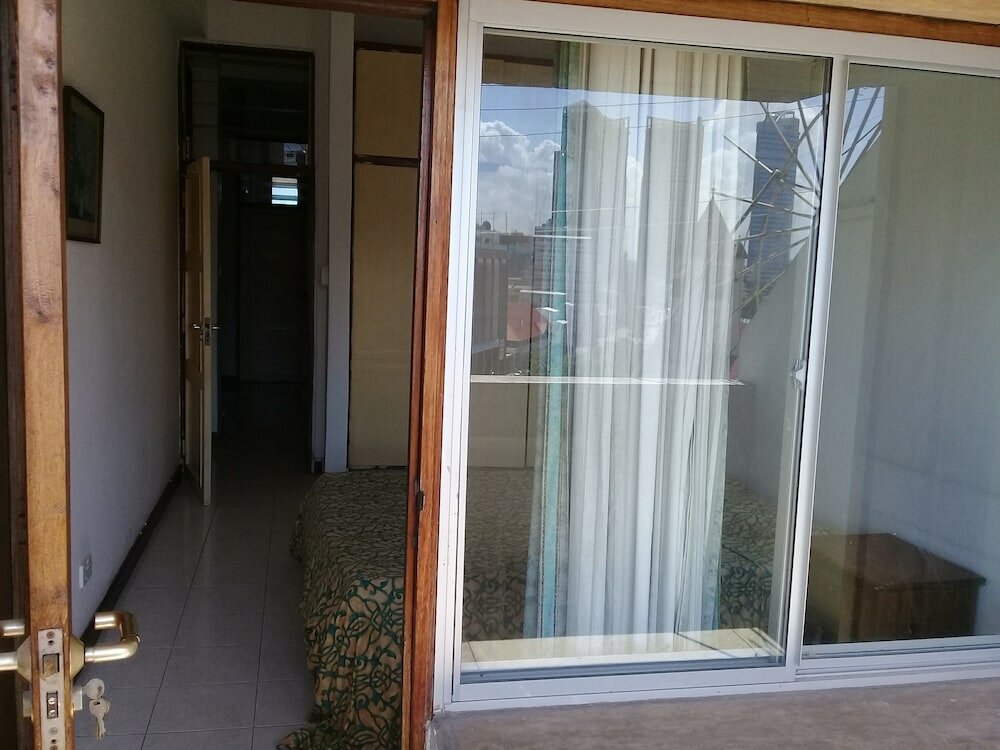 Фото Sokoine House B&b