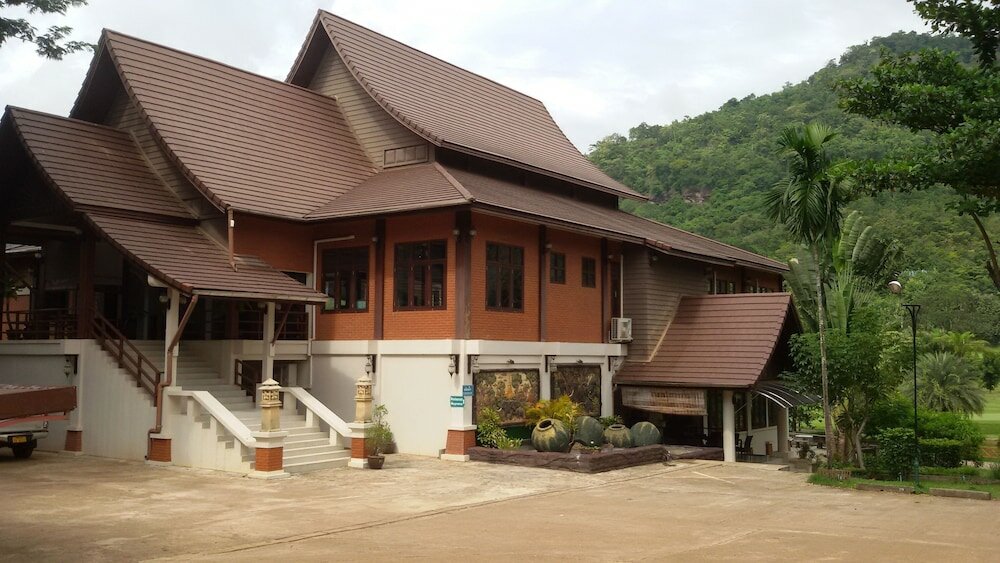 Фото Phubachiang Golf & Resort Pakse