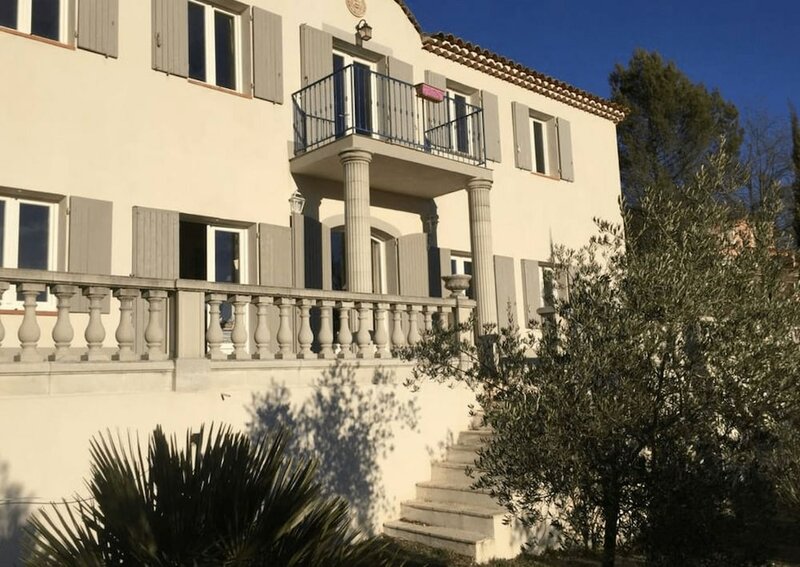 Гостиница Bastide De Valvérane в Маноске