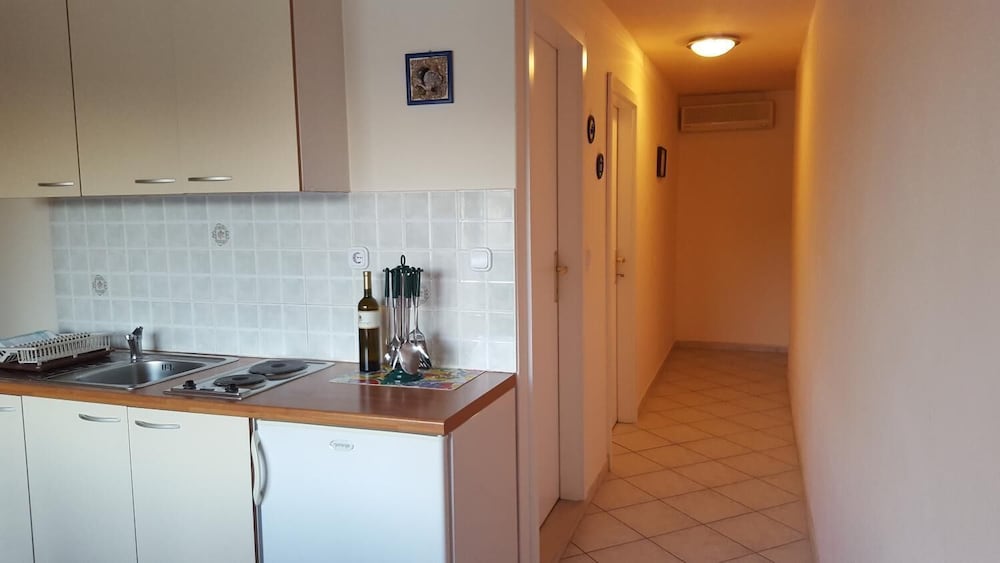 Фото Apartments Marija Lastovo