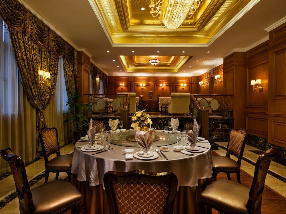 Фото Chongqing Auwi Hotel