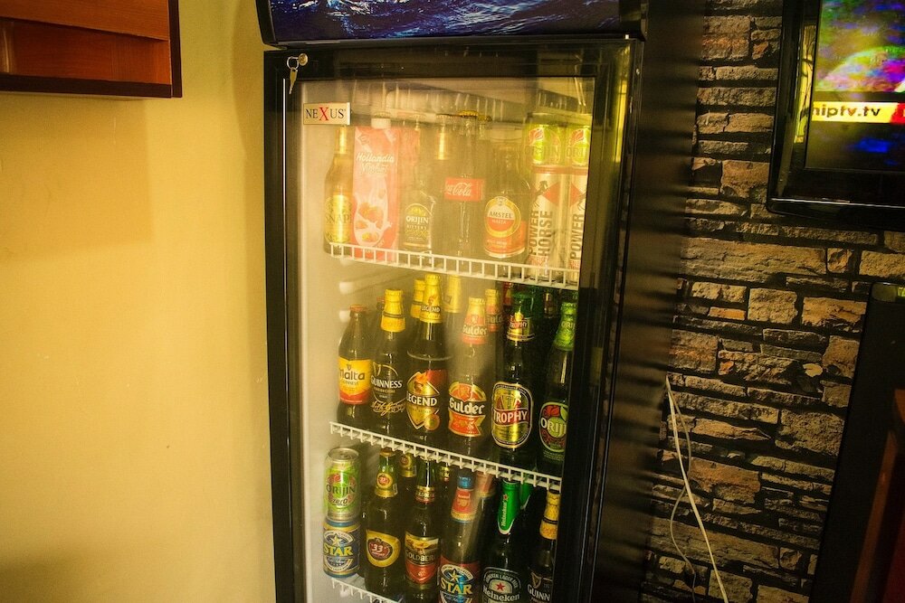 Фото Crestview Hotel & Suites