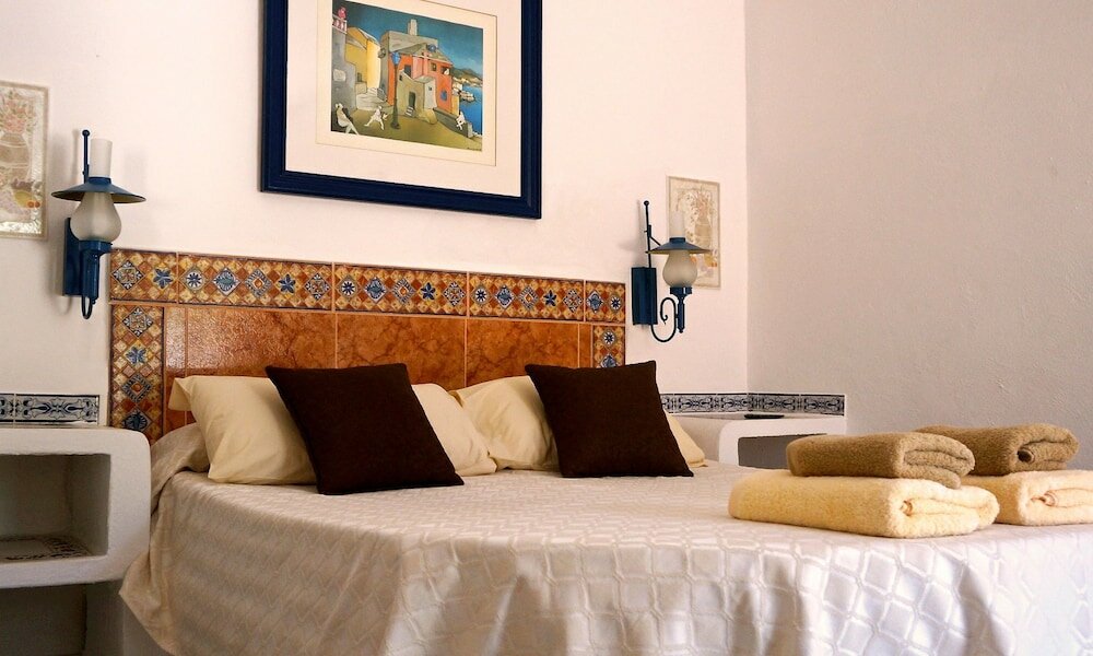 Фото Granada Apartments Ibiza