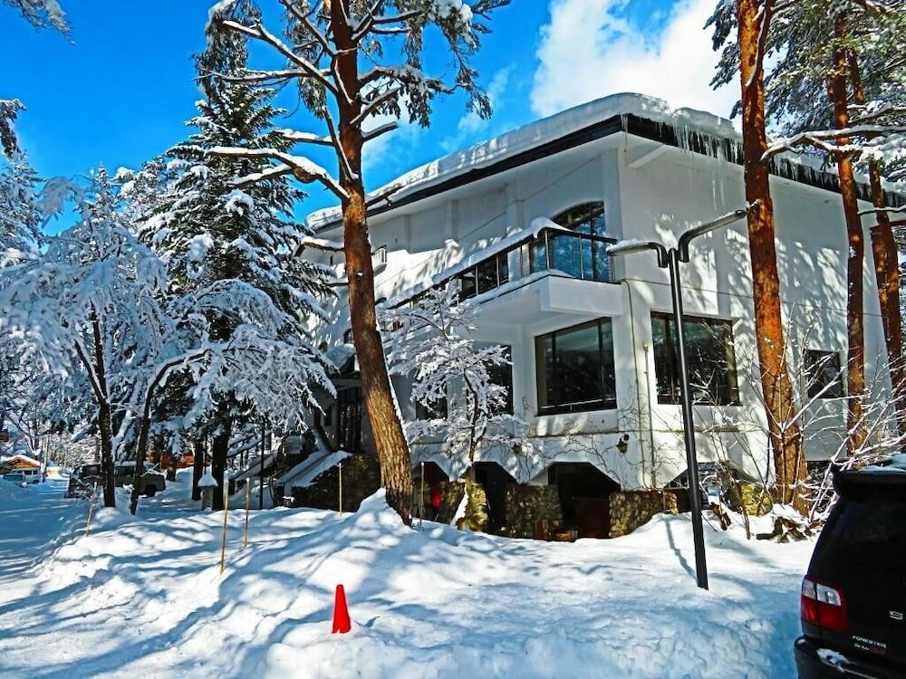 Фото White Horse Hotel