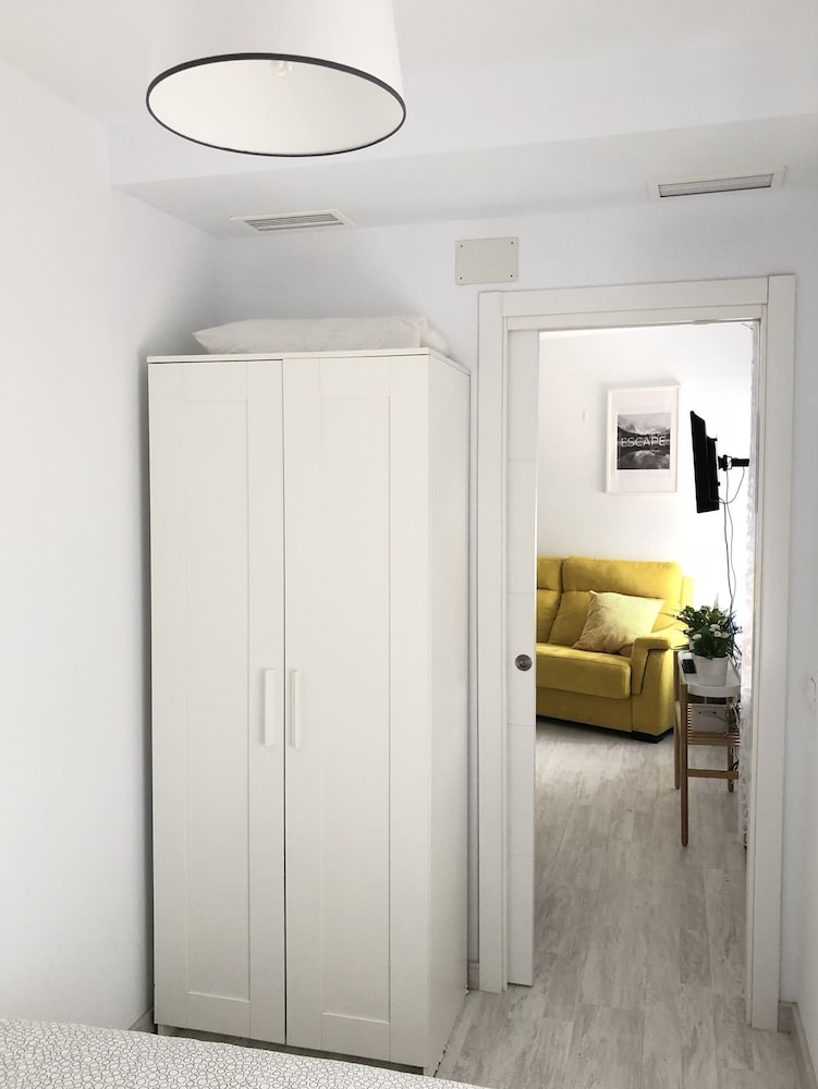 Фото Seville Vacation Rentals – Triana