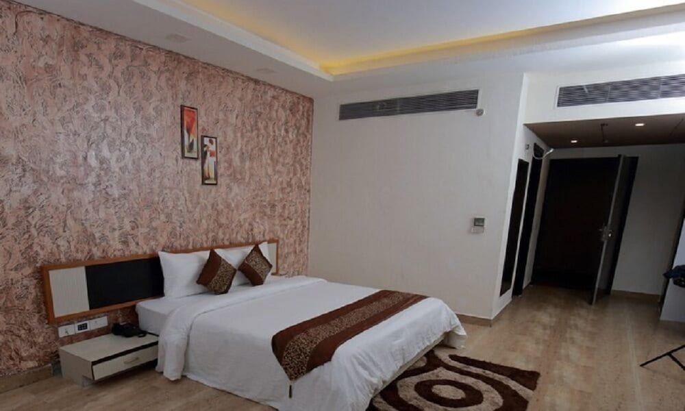 Фото The Royal Paradise