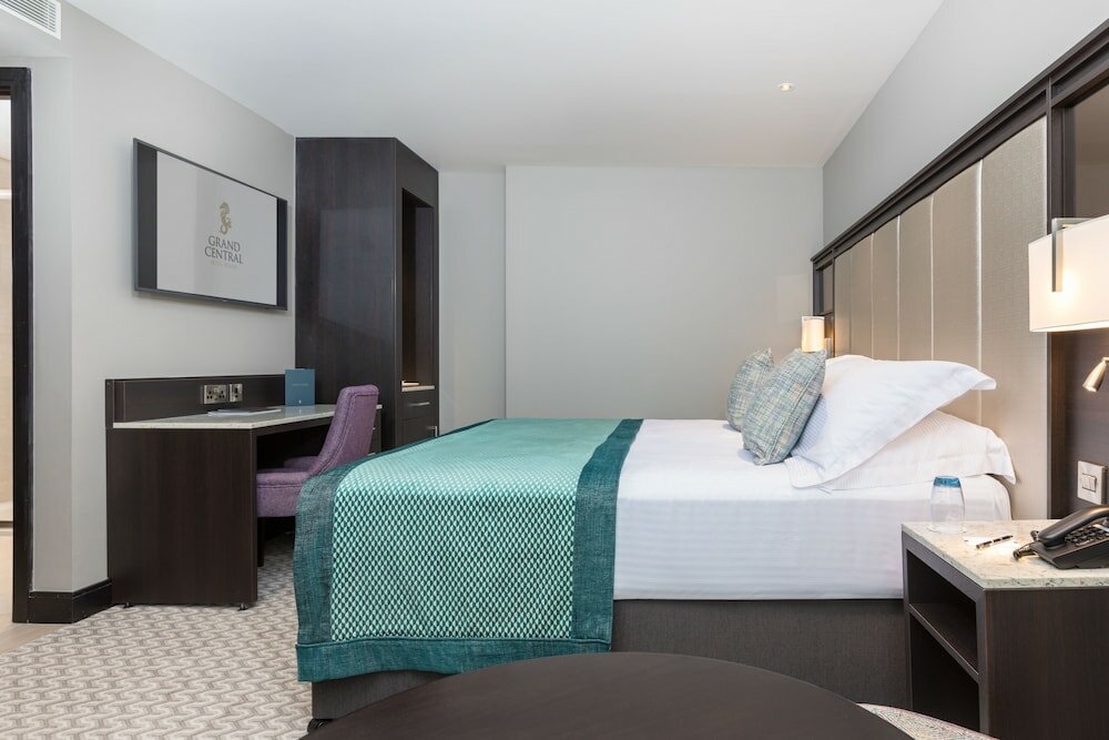 Фото Grand Central Hotel Belfast