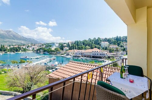 Гостиница Apartments & Rooms Mihajica в Цавтате