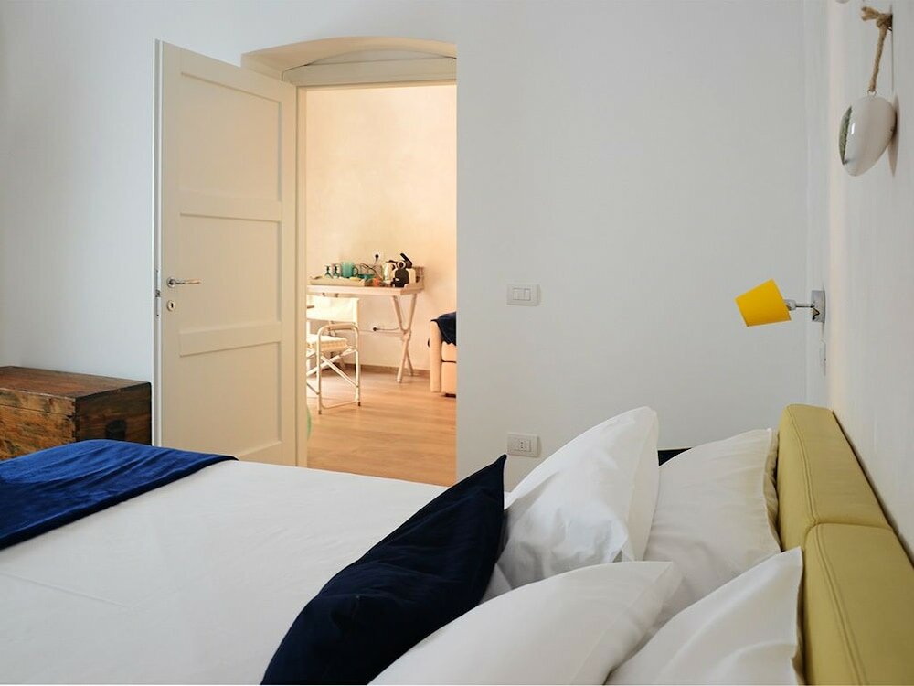 Фото Suite Home Trani Old Town