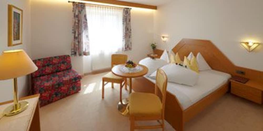 Фото Hotel Mair am Turm