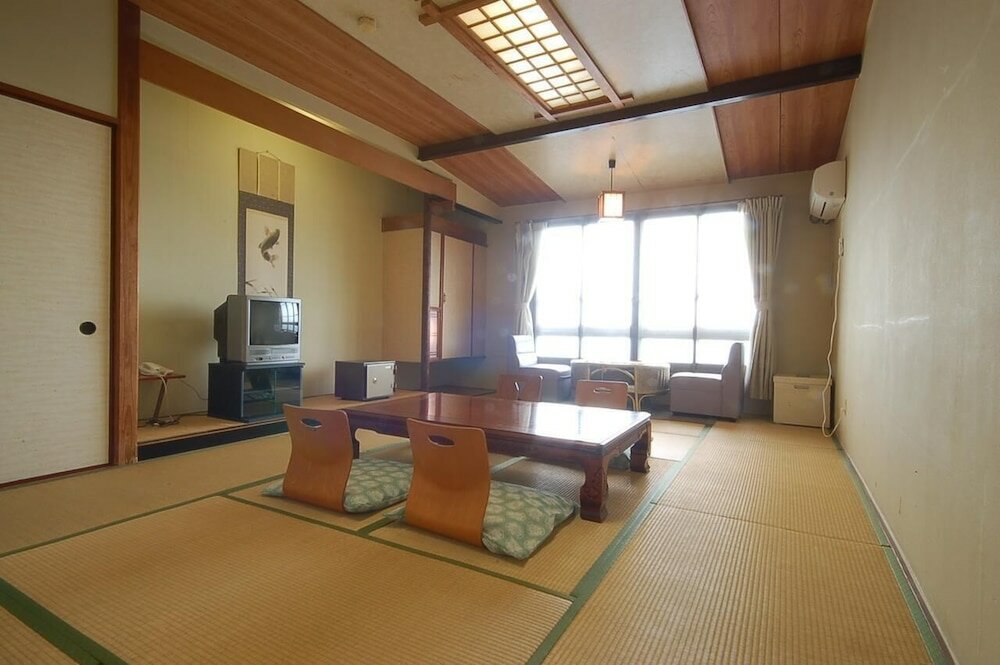 Фото Hoshi Hotel