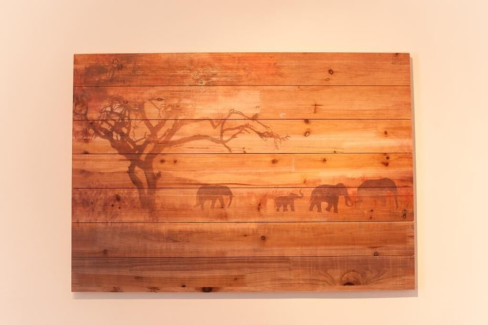 Фото Courthouse Apartments