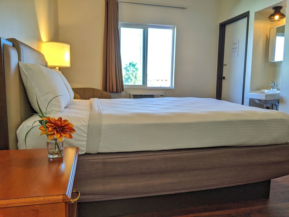 Фото Anchor Pointe Inn