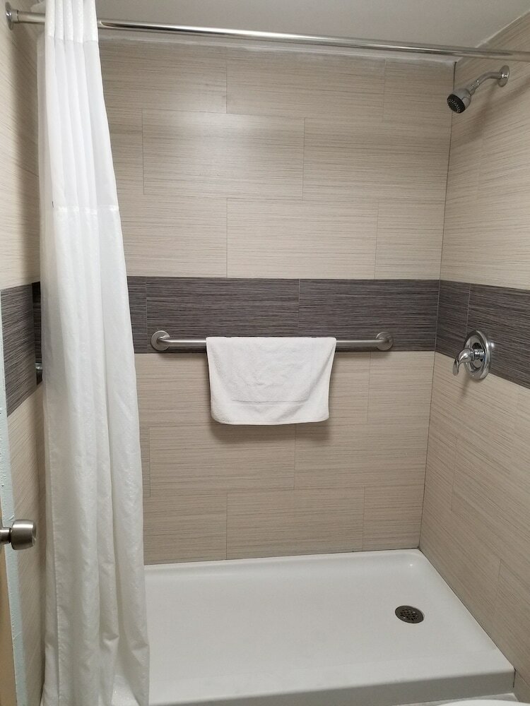 Фото Riverview Inn