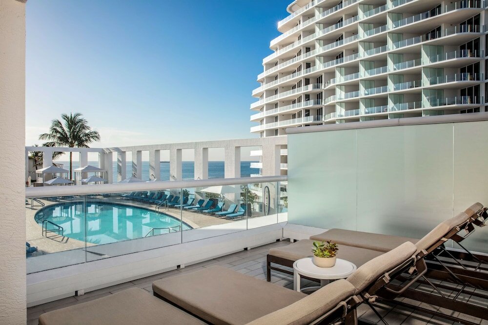 Фото Conrad Fort Lauderdale Beach