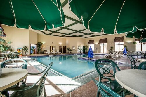 Гостиница Comfort Suites Madison West в Мэдисоне