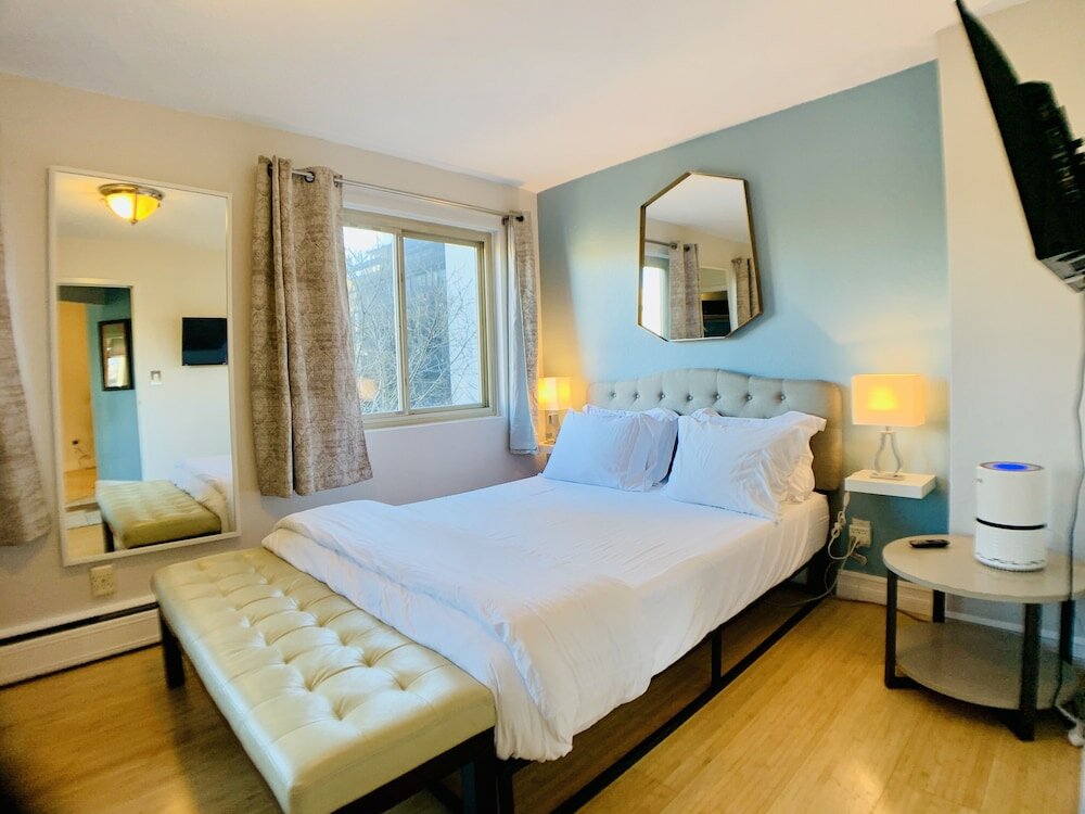 Фото Pikes meets CapHill-Convention Center