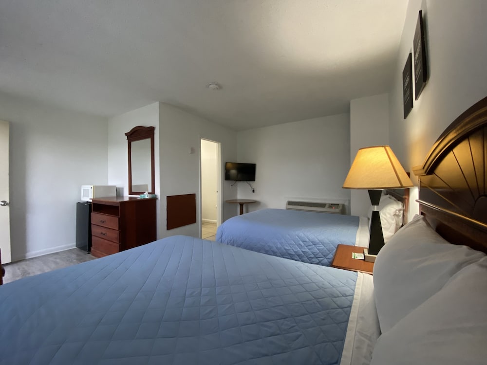 Фото Relax Inn Smyrna
