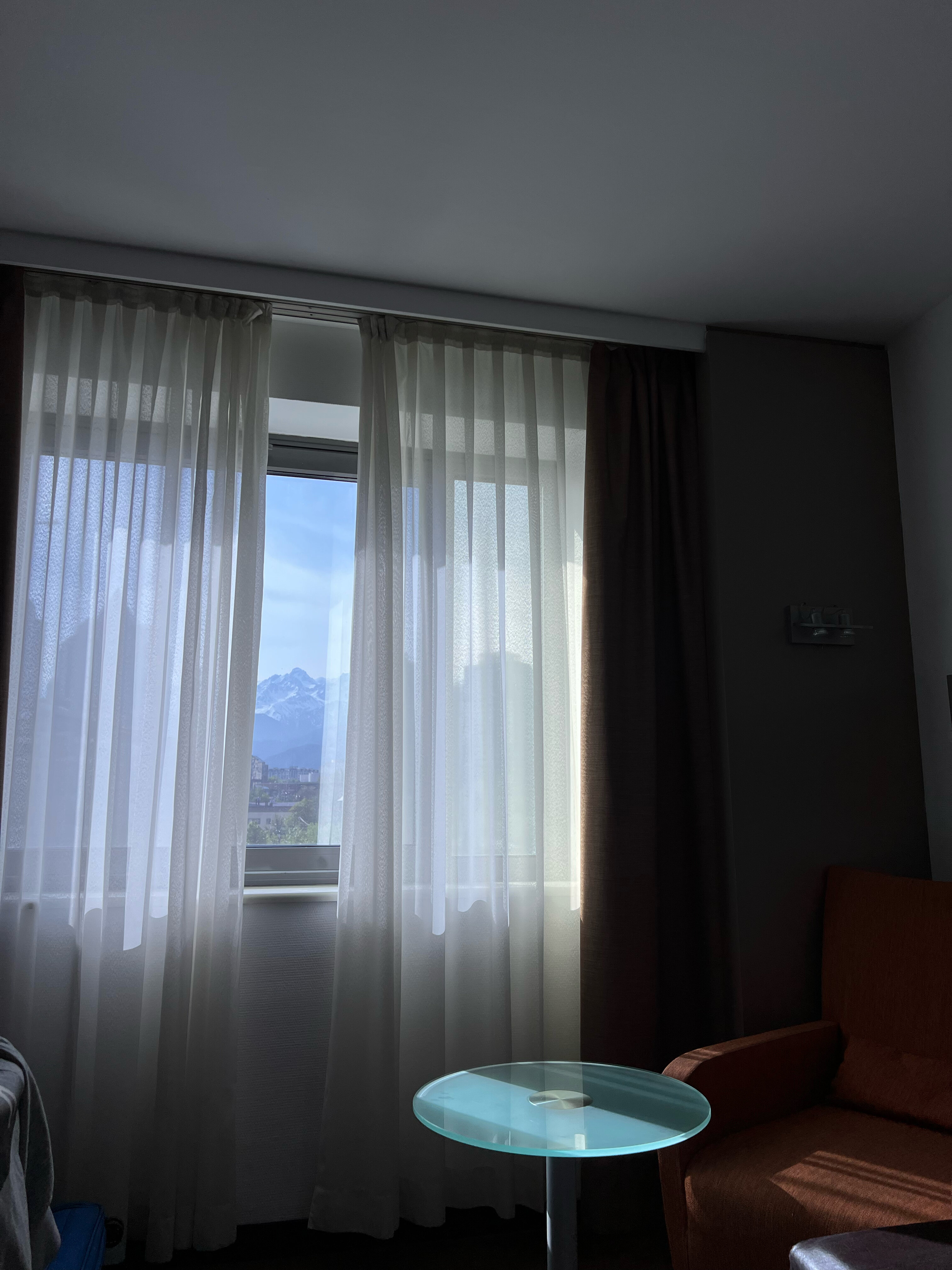 Фото Holiday Inn Almaty