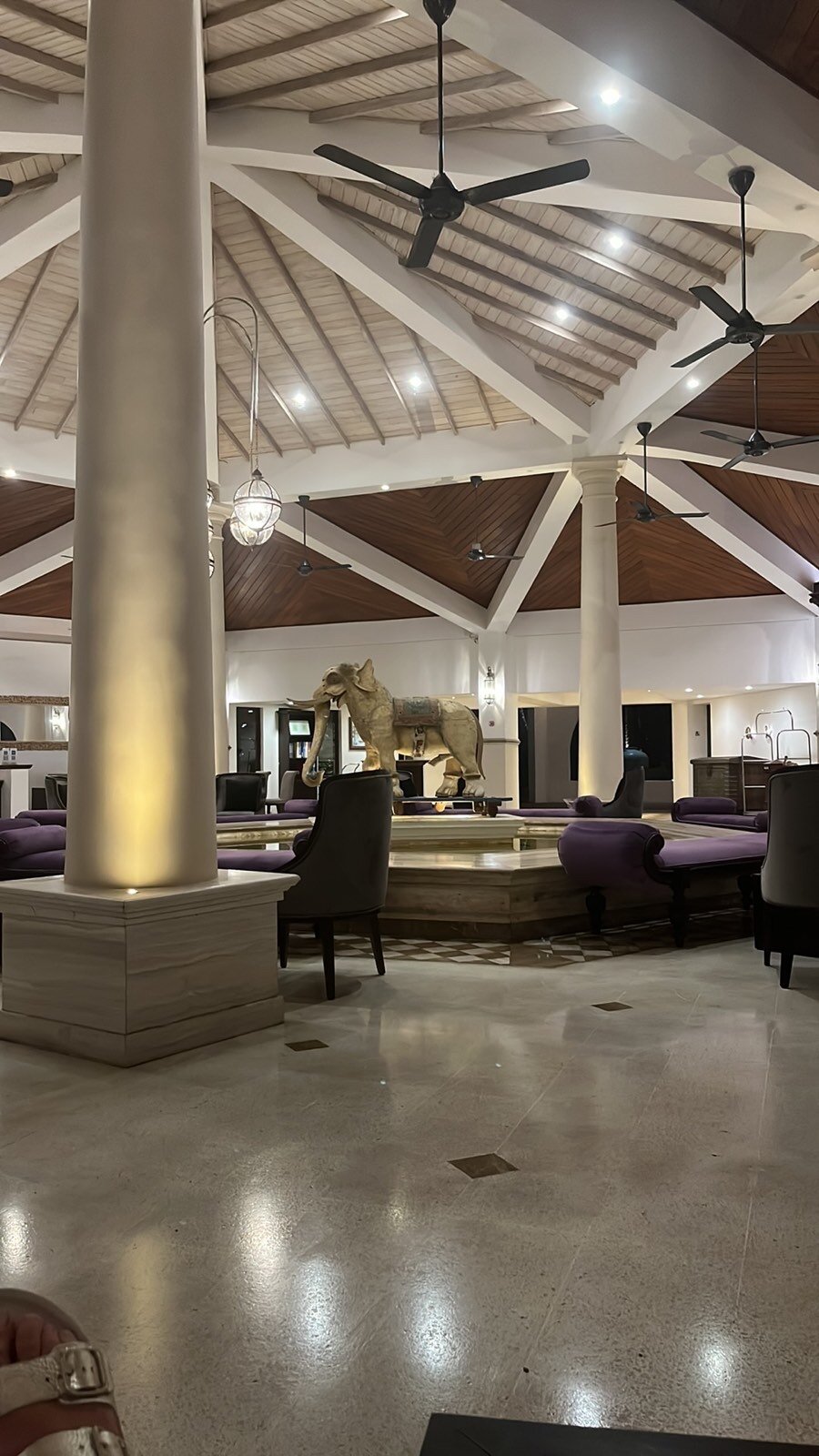 Фото Tangerine Beach Hotel