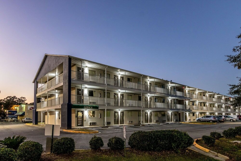 Фото Studio 6 Savannah, Ga