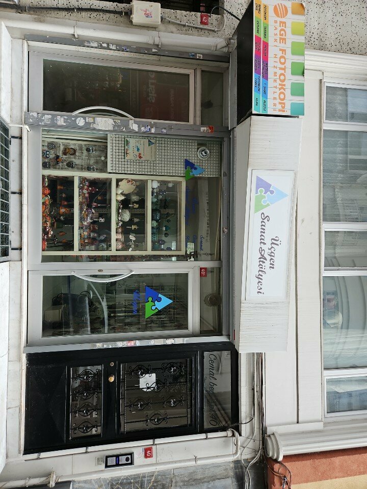 Art workshop Triangle Art Studio, Istanbul, photo