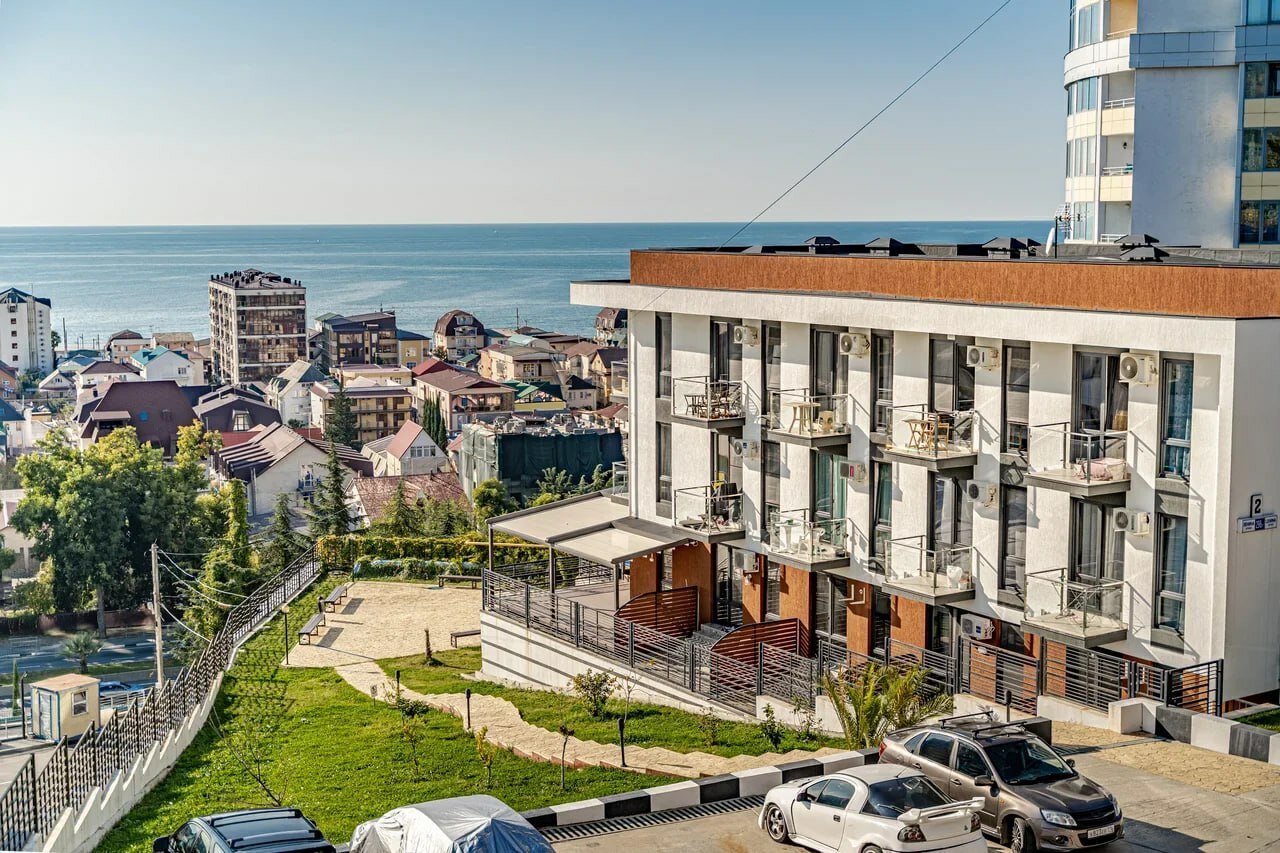 Фото отеля 2