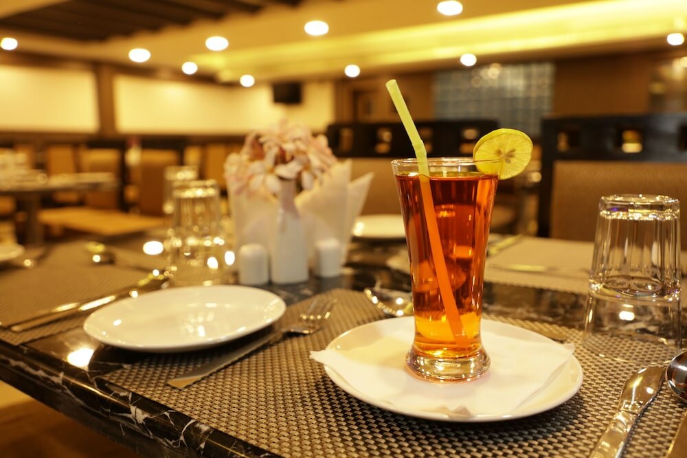 Фото Отель Lee Crysstal