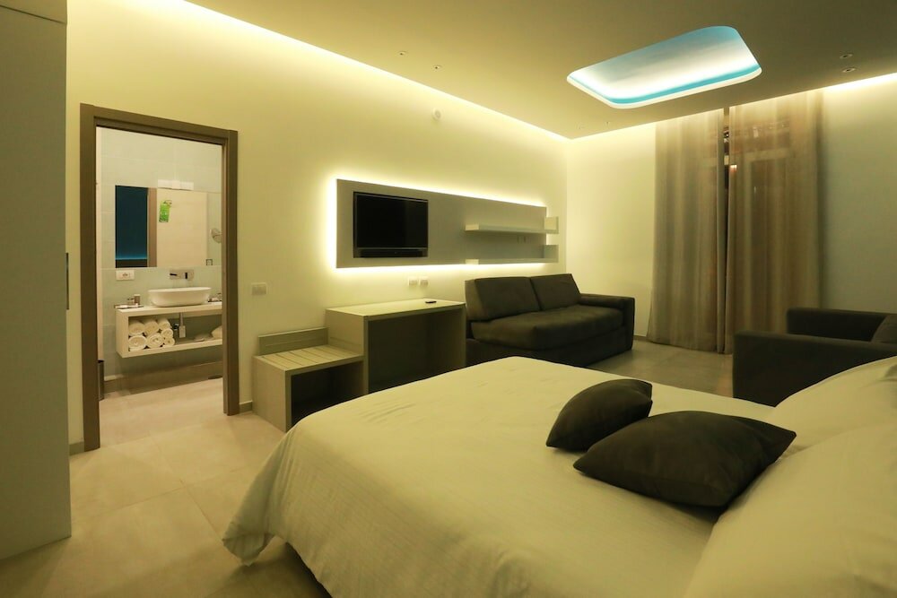 Фото Toledo 16 Luxury Suites