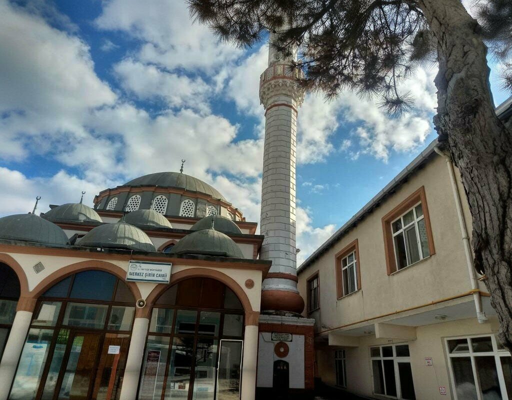 Mosque Sirin Mosque, Saray, photo