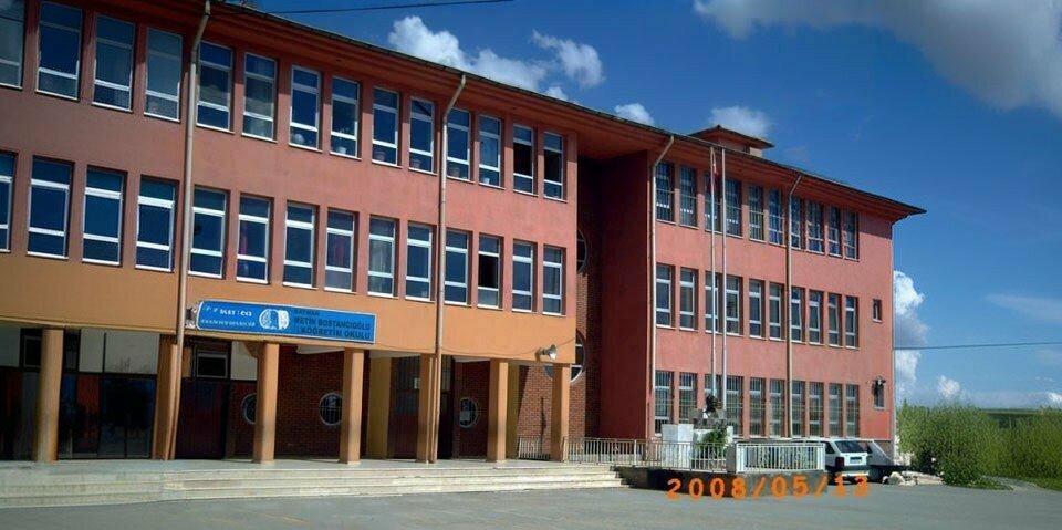 School Batman Metin Bostancioglu Ilkogretim Okulu, Batman, photo
