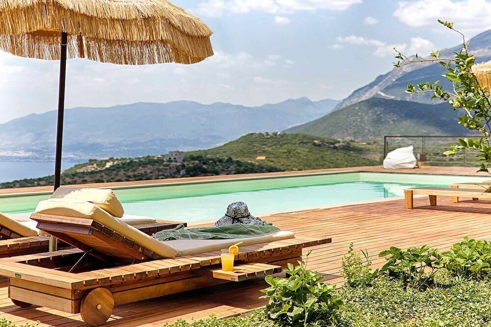 Фото Euphoria Suites