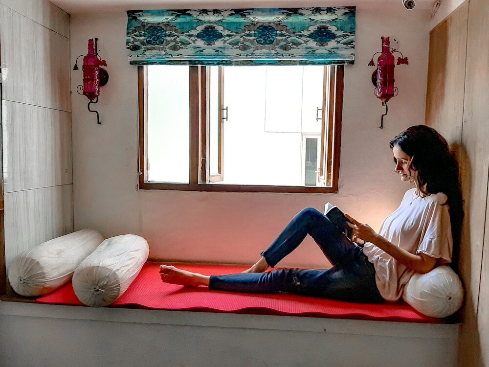 Фото Moustache Delhi