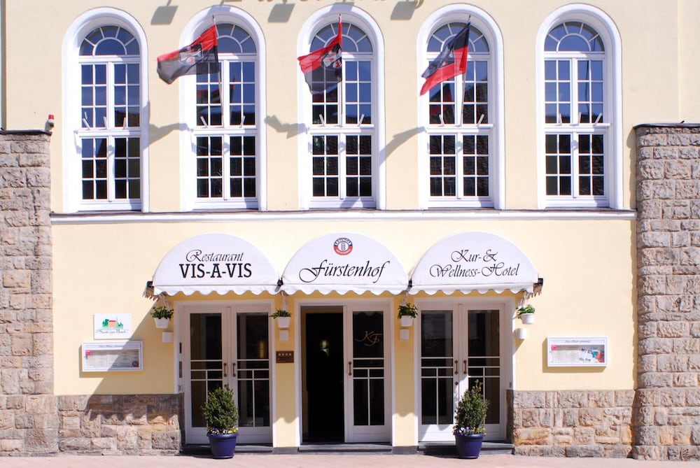 Фото отеля 2