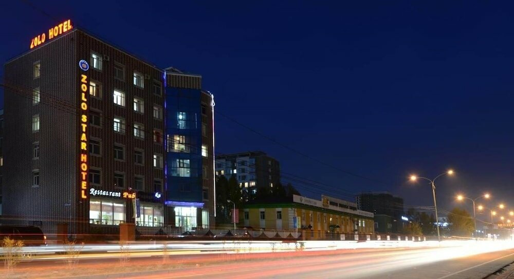 Фото отеля 1