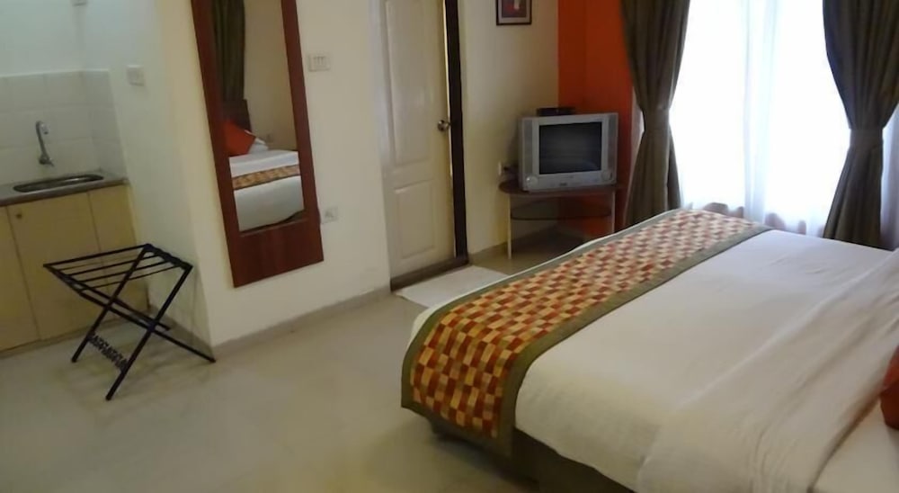 Фото Keys Select by Lemon Tree Hotels, Nestor, Mumbai