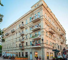 Фото Azcot Hotel