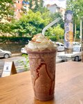 Leeuw Koffie (İstanbul, Eyüpsultan, Çırçır Mah., Betül Sok., 32-42B) ، متجر قهوة