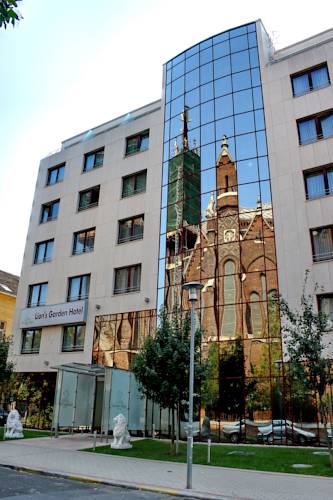 Фото Lions Garden Hotel