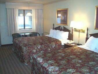 Фото Days Inn by Wyndham Provo