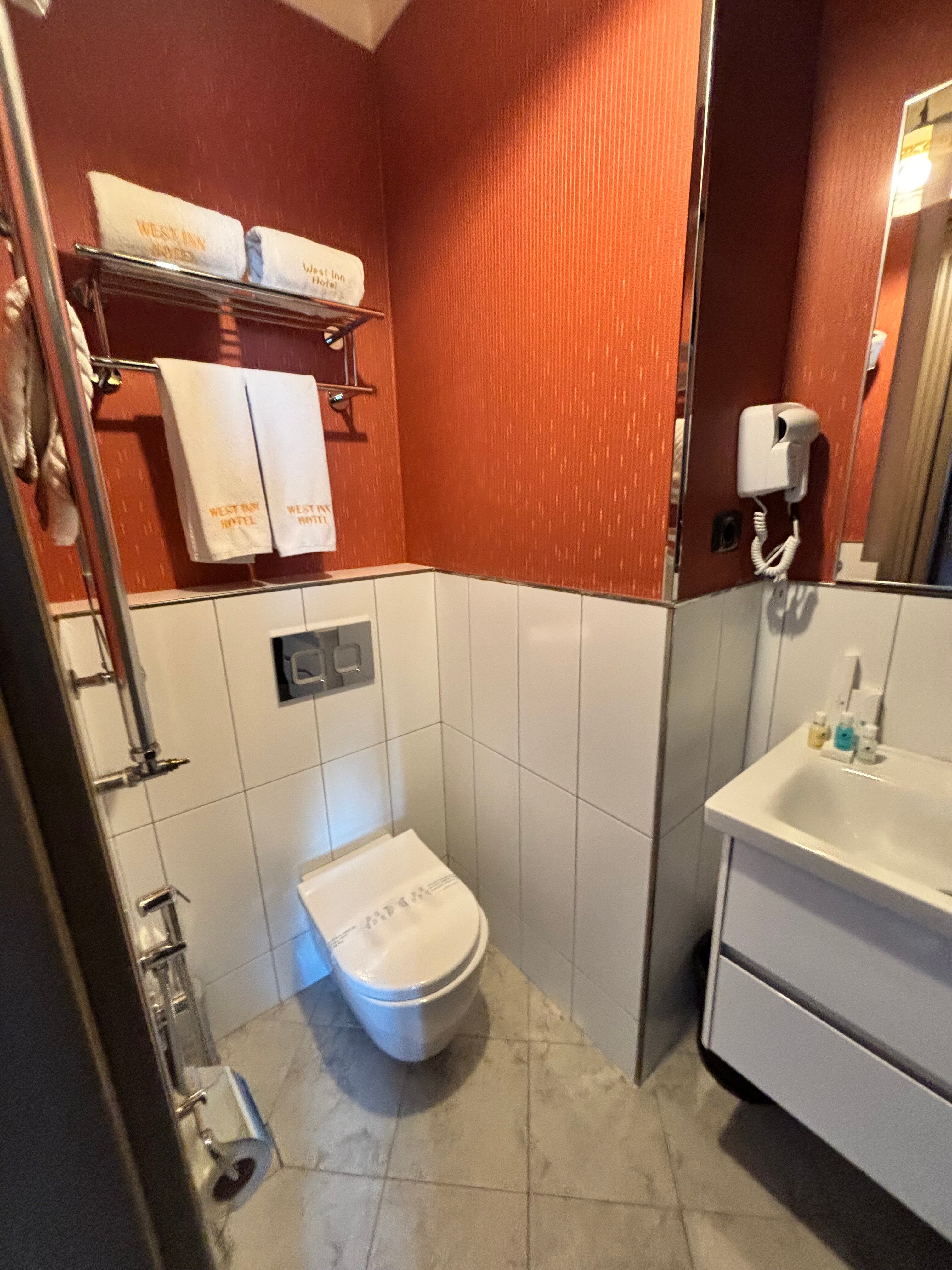 Фото West Inn Hotel Baku