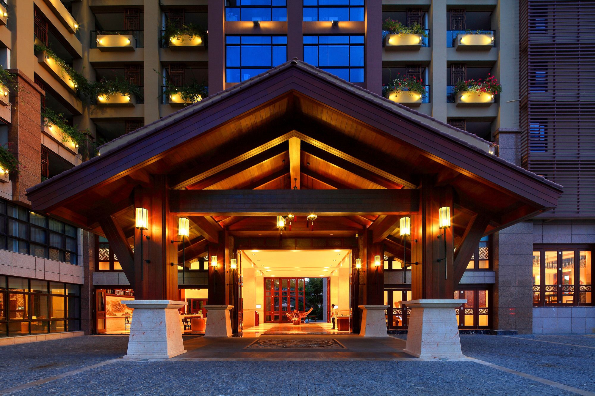 Фото Four Seasons Ocean Courtyard Hotel Sanya